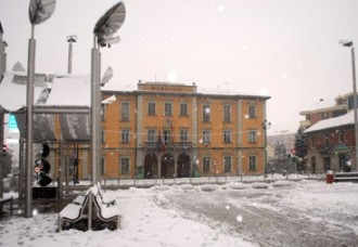 Lunedì riaprono le scuole